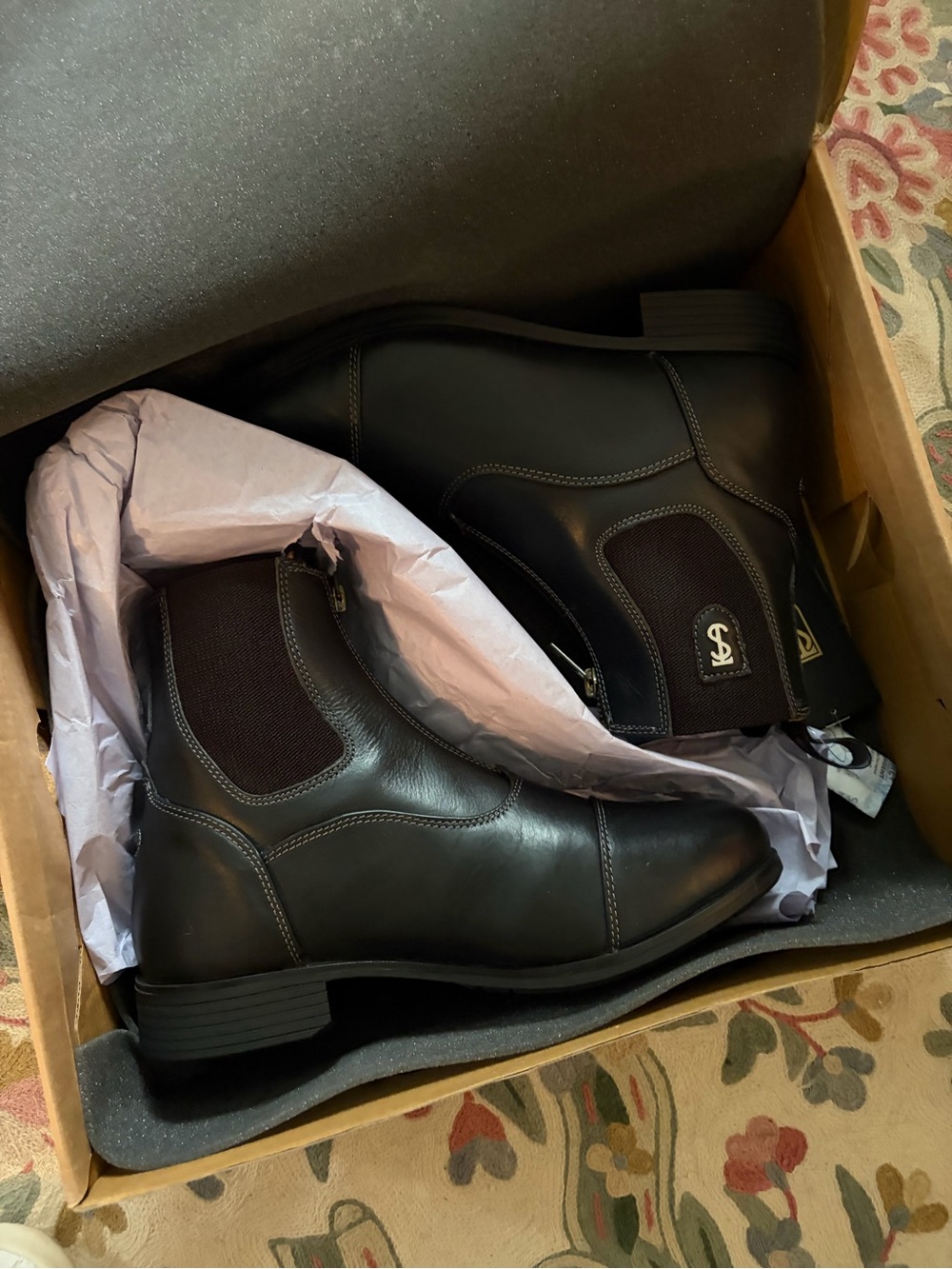 Women's Black Leather Chukka Boots with Side Zip and Elastic Panel